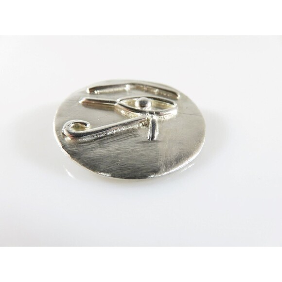 Vintage Sterling Silver Egyptian Eye of Horus Coin Style Pendant Artisan Piece - Picture 2 of 9